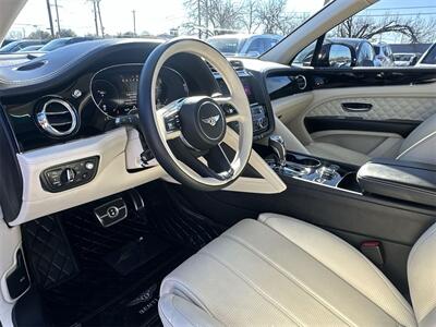 2021 Bentley Bentayga V8   - Photo 64 - McKinney, TX 75070