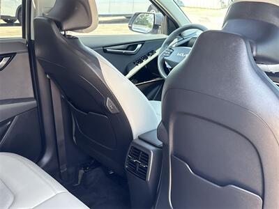 2024 Kia Niro EX Touring   - Photo 33 - McKinney, TX 75070