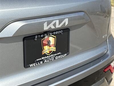 2024 Kia Niro EX Touring   - Photo 15 - McKinney, TX 75070