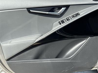 2024 Kia Niro EX Touring   - Photo 19 - McKinney, TX 75070