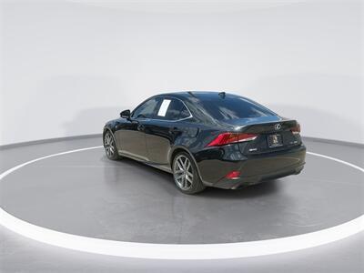 2019 Lexus IS 300   - Photo 6 - McKinney, TX 75070