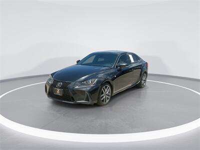 2019 Lexus IS 300   - Photo 4 - McKinney, TX 75070