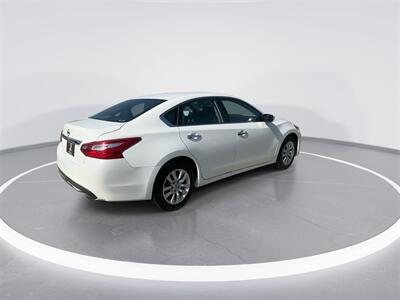 2018 Nissan Altima 2.5 S   - Photo 4 - McKinney, TX 75070