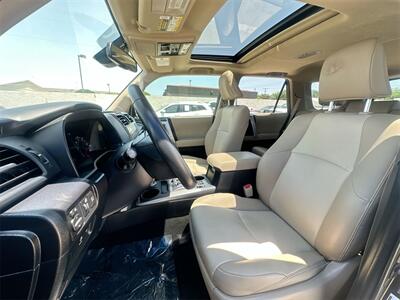 2022 Toyota 4Runner SR5 Premium   - Photo 18 - McKinney, TX 75070