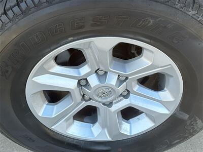 2022 Toyota 4Runner SR5 Premium   - Photo 28 - McKinney, TX 75070