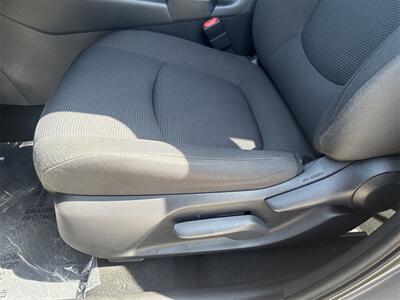 2019 Toyota RAV4 LE   - Photo 18 - McKinney, TX 75070
