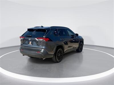 2019 Toyota RAV4 LE   - Photo 8 - McKinney, TX 75070