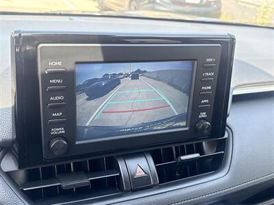 2019 Toyota RAV4 LE   - Photo 23 - McKinney, TX 75070