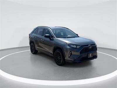 2019 Toyota RAV4 LE   - Photo 2 - McKinney, TX 75070