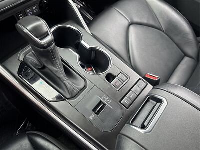 2022 Toyota Highlander XLE   - Photo 27 - McKinney, TX 75070