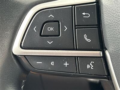 2022 Toyota Highlander XLE   - Photo 14 - McKinney, TX 75070