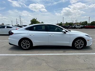 2023 Hyundai Sonata SEL   - Photo 7 - McKinney, TX 75070