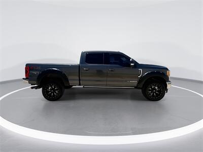 2017 Ford F-250SD Lariat   - Photo 9 - McKinney, TX 75070