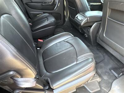 2017 Chevrolet Traverse 2LT 2LT   - Photo 30 - McKinney, TX 75070