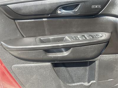 2017 Chevrolet Traverse 2LT 2LT   - Photo 19 - McKinney, TX 75070
