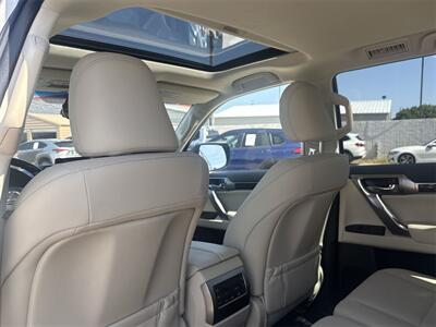 2023 Lexus GX 460   - Photo 30 - McKinney, TX 75070