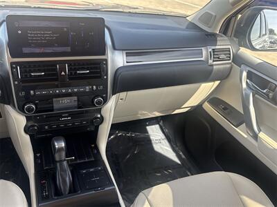2023 Lexus GX 460   - Photo 22 - McKinney, TX 75070