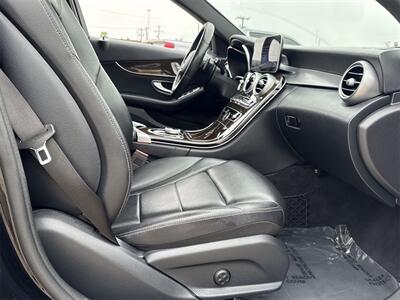 2019 Mercedes-Benz C 300   - Photo 32 - McKinney, TX 75070