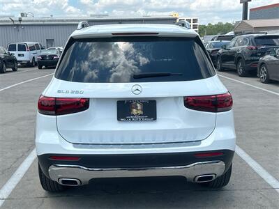 2023 Mercedes-Benz GLB GLB 250   - Photo 4 - McKinney, TX 75070