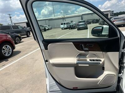 2023 Mercedes-Benz GLB GLB 250   - Photo 24 - McKinney, TX 75070