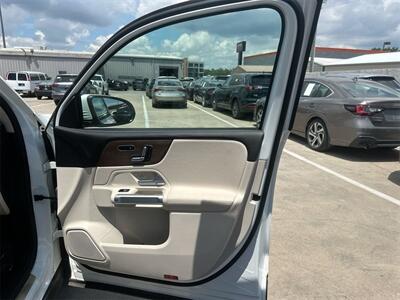 2023 Mercedes-Benz GLB GLB 250   - Photo 21 - McKinney, TX 75070