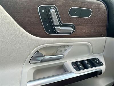 2023 Mercedes-Benz GLB GLB 250   - Photo 15 - McKinney, TX 75070