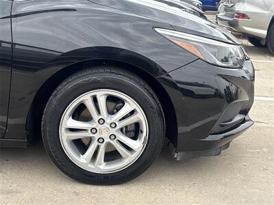 2017 Chevrolet Cruze LT   - Photo 34 - McKinney, TX 75070