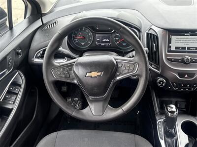 2017 Chevrolet Cruze LT   - Photo 21 - McKinney, TX 75070