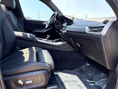 2022 BMW X5 sDrive40i   - Photo 33 - McKinney, TX 75070