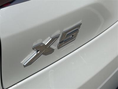2022 BMW X5 sDrive40i   - Photo 10 - McKinney, TX 75070