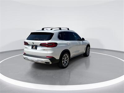 2022 BMW X5 sDrive40i   - Photo 8 - McKinney, TX 75070