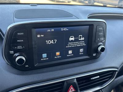 2020 Hyundai Santa Fe SE   - Photo 24 - McKinney, TX 75070