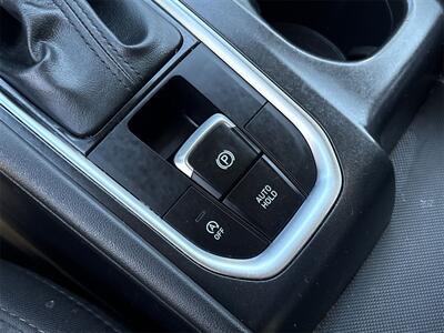 2020 Hyundai Santa Fe SE   - Photo 27 - McKinney, TX 75070