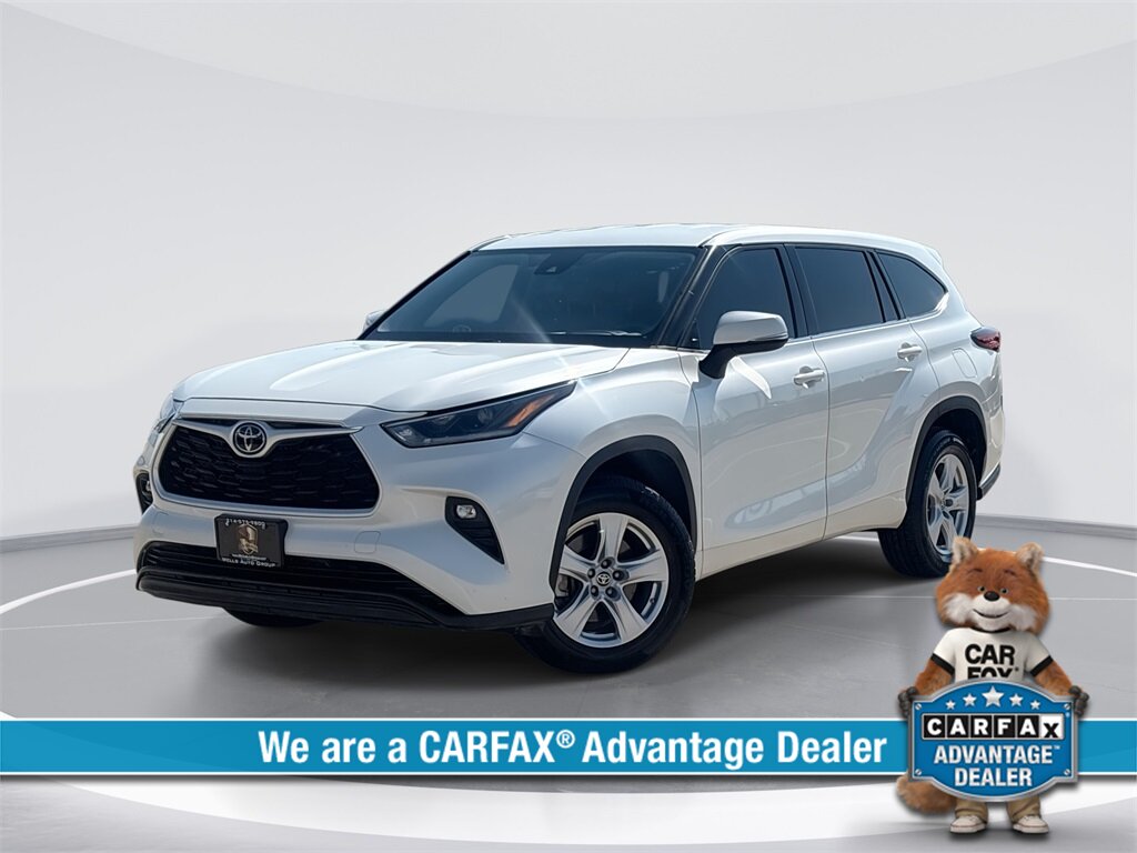 2021 Toyota Highlander LE - Photo 1 - McKinney, TX 75070