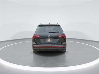 2022 Volkswagen Tiguan 2.0T SE R-Line Black   - Photo 7 - McKinney, TX 75070