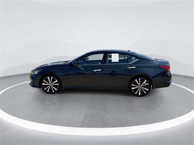 2019 Nissan Altima 2.5 Platinum   - Photo 5 - McKinney, TX 75070