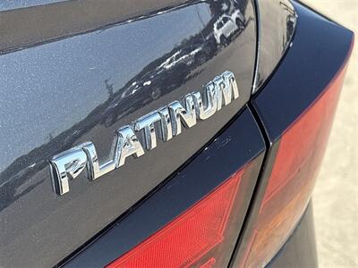 2019 Nissan Altima 2.5 Platinum   - Photo 11 - McKinney, TX 75070