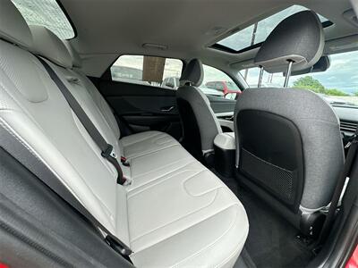 2023 Hyundai Elantra Limited   - Photo 29 - McKinney, TX 75070