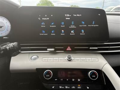 2023 Hyundai Elantra Limited   - Photo 19 - McKinney, TX 75070
