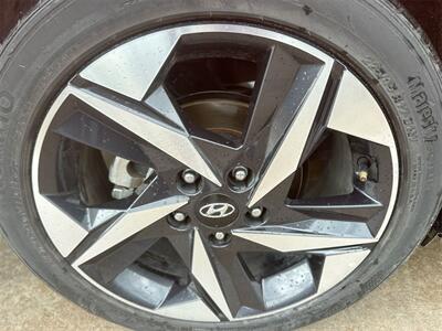 2023 Hyundai Elantra Limited   - Photo 37 - McKinney, TX 75070