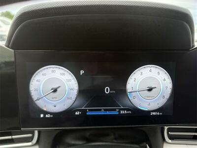 2023 Hyundai Elantra Limited   - Photo 17 - McKinney, TX 75070