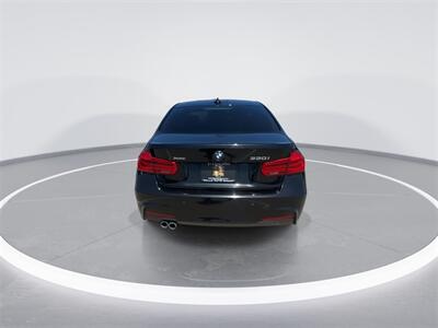 2018 BMW 3 Series 330i xDrive   - Photo 8 - McKinney, TX 75070