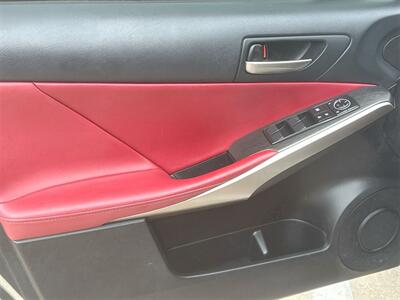 2020 Lexus IS 350   - Photo 19 - McKinney, TX 75070