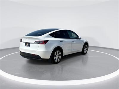 2021 Tesla Model Y Standard Range   - Photo 8 - McKinney, TX 75070