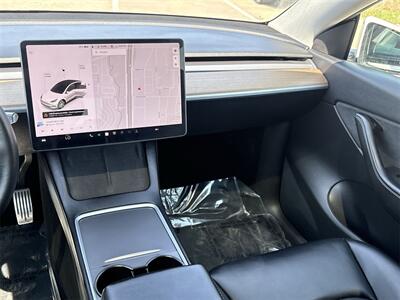 2021 Tesla Model Y Standard Range   - Photo 22 - McKinney, TX 75070