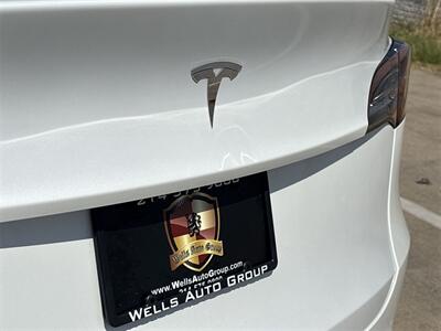2021 Tesla Model Y Standard Range   - Photo 15 - McKinney, TX 75070