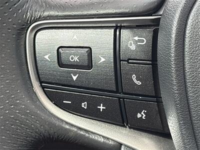 2023 Lexus ES 300h   - Photo 13 - McKinney, TX 75070