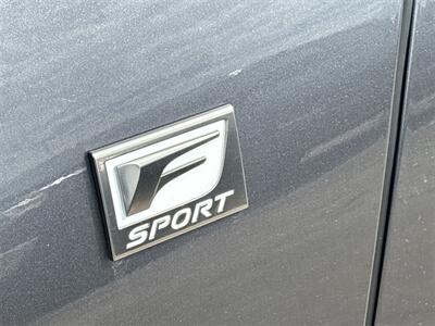 2023 Lexus ES 300h   - Photo 15 - McKinney, TX 75070