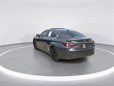 2023 Lexus ES 300h   - Photo 6 - McKinney, TX 75070