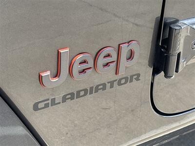 2021 Jeep Gladiator Mojave   - Photo 10 - McKinney, TX 75070